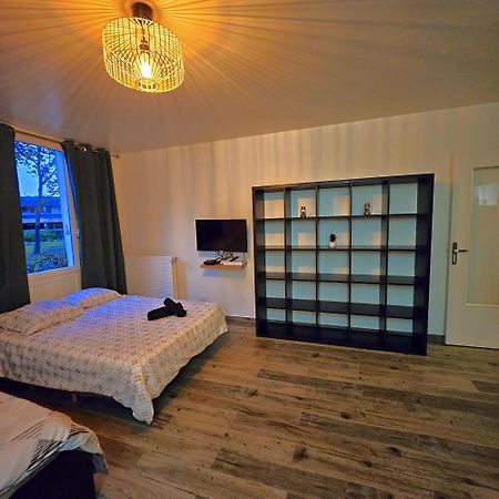 Studio Cosy Confort Moderne Vaulx-en-Velin Ngoại thất bức ảnh